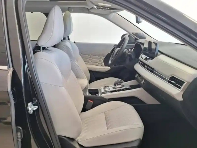 Mitsubishi Outlander 2.4 phev 306ch instyle 4wd — photo 11