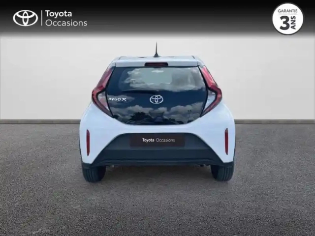 Toyota Aygo x 1.0 vvt-i 72ch dynamic s-cvt my24 — photo 4