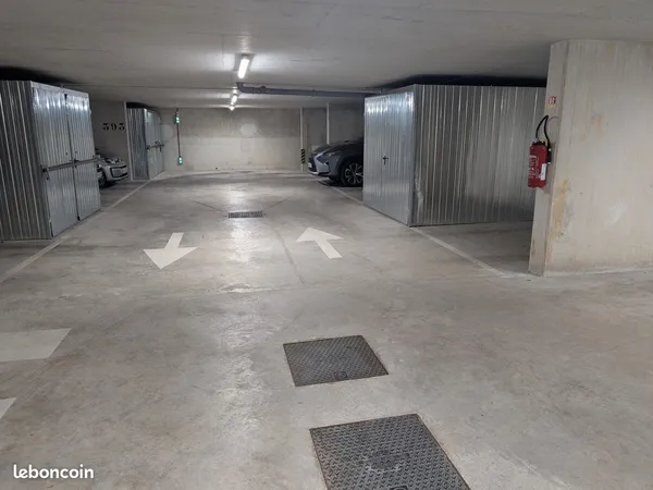 Parking à louer à Villejuif