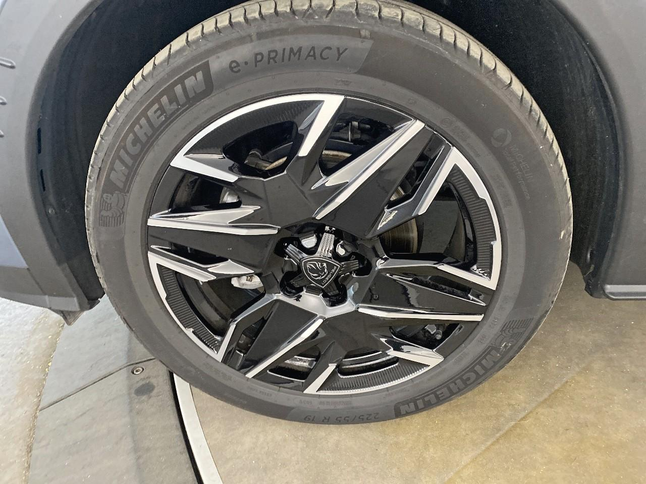 Peugeot 3008 hybrid 145 e-dcs6 allure — photo 11
