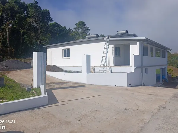 À louer - F5 de 108 m² + 36 m² de terrasse - Secteur de La Crête à Saint-Joseph