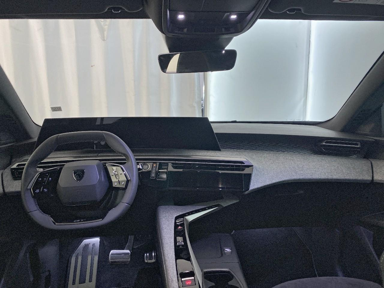 Peugeot 3008 hybrid 145 e-dcs6 gt — photo 8