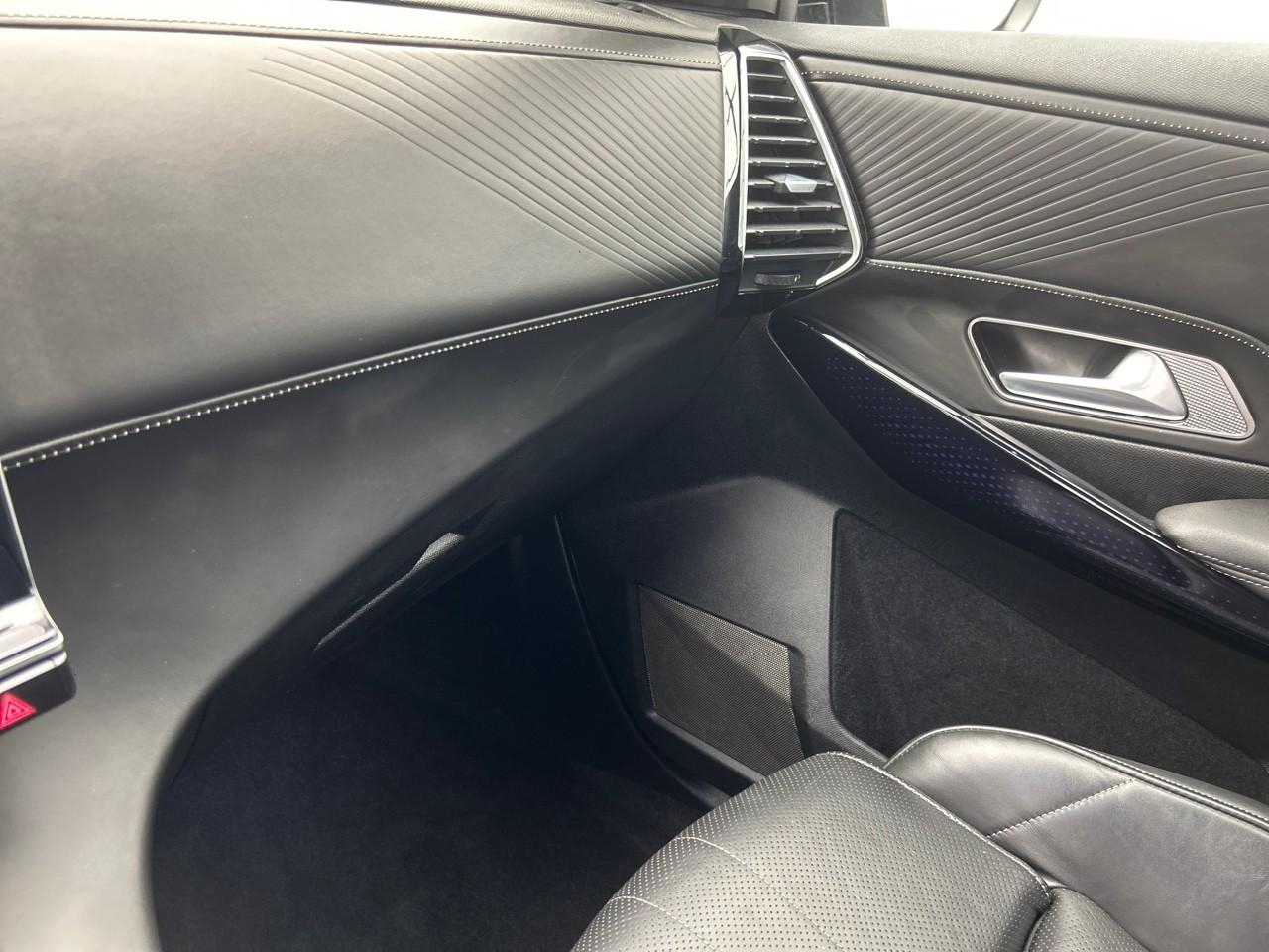 Ds Ds 7 crossback hybride rechargeable e-tense 300 eat8 4x4 opera — photo 32
