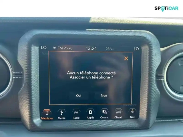 Jeep Wrangler unlimited 2.0 t 380ch 4xe sahara command-trac my23 — photo 15