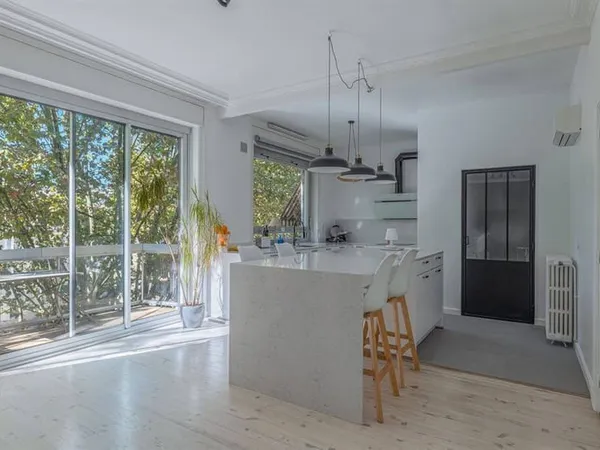 Appartement 4 pièces 130 m²
