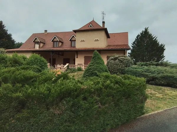 MAISON PERIGOURDINE 1990 - CONSTRUCTION TRADITIONNELLE