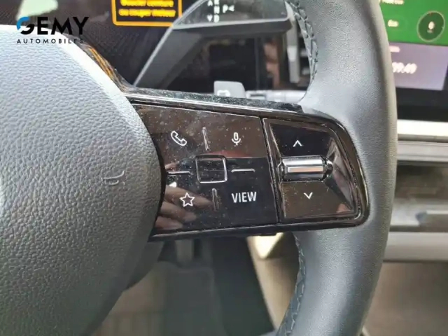 Renault Megane e-tech ev40 130ch standard charge — photo 20