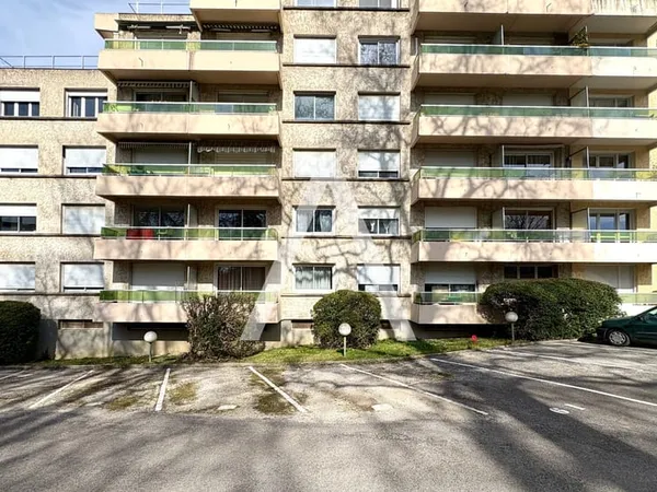 CASTRES - APPARTEMENT T1 BIS - 30M2 - LOUE