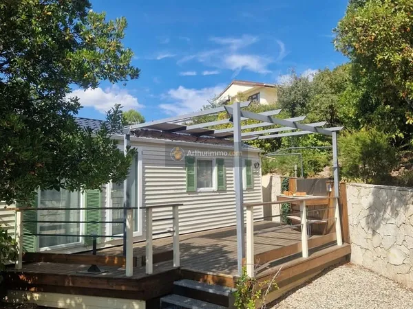Terrain 287 m²