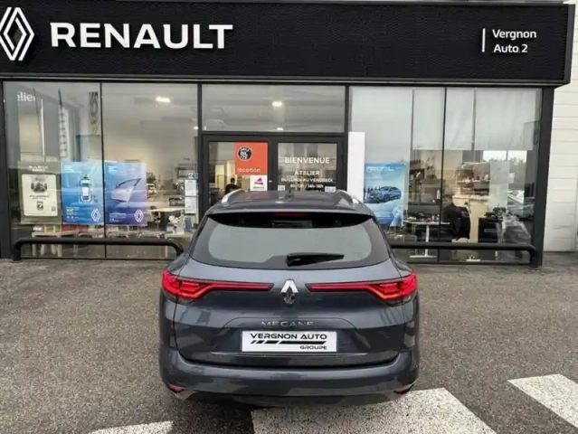 Renault Megane iv evolution blue dci 115 — photo 24