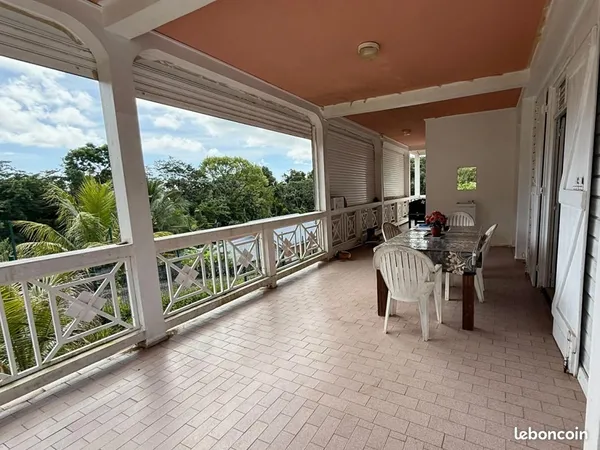 Maison 6 pièces 170 m²