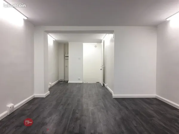 Bureaux 25 m² PARIS