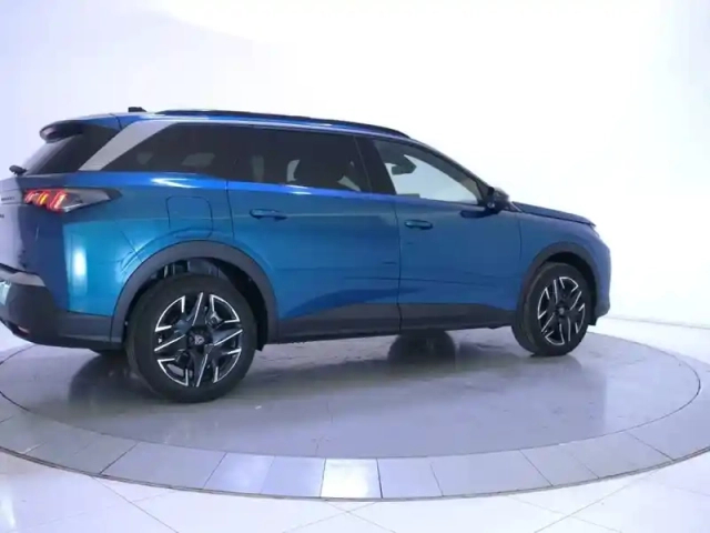 Peugeot 5008 hybrid 136 e-dcs6 — photo 38