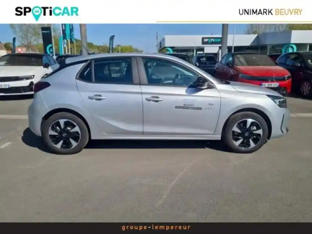 Opel Corsa electric 136ch — photo 4