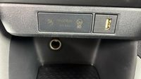 Toyota Yaris 116h Design 5p MY22 — photo 30