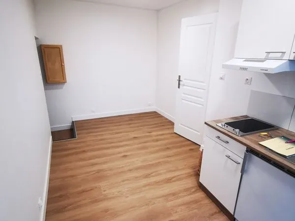 Appartement F2 rénové Centre-Ville