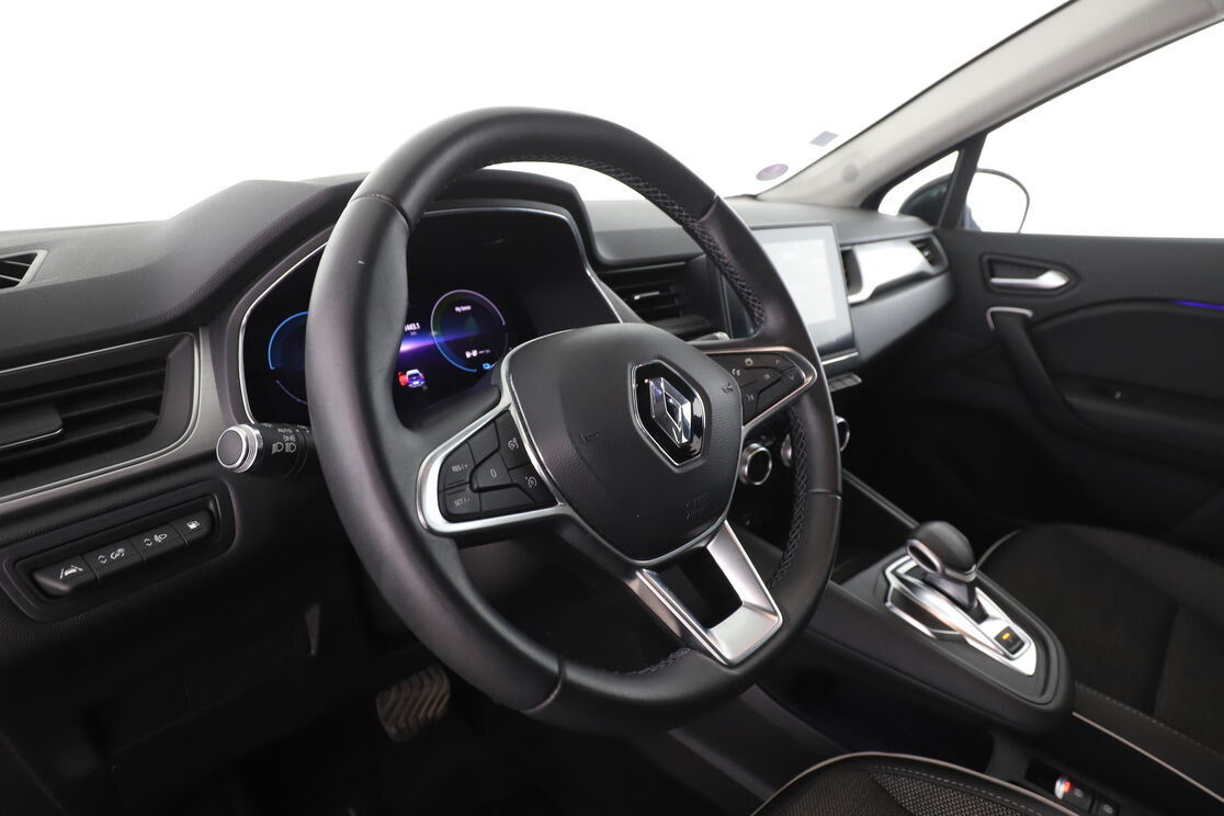 Renault Captur 1.6 E-Tech Plug-in Intens — photo 10