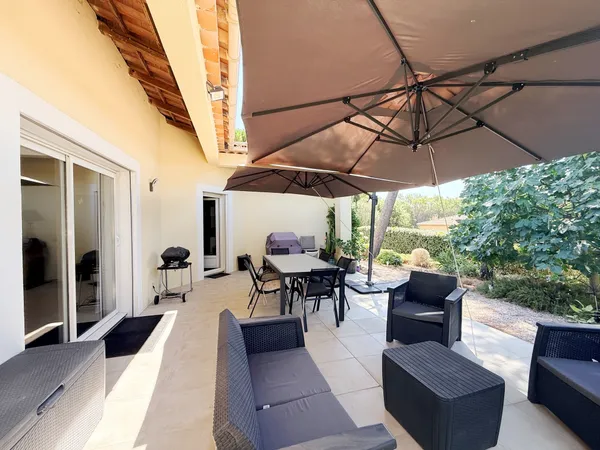 EXCLUSIVITE Bagnols en Foret Villa individuelle 4 pièce(s) T