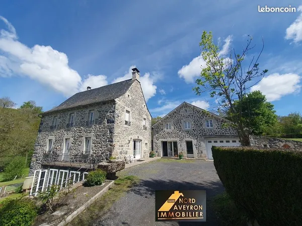 Maison 14 pièces 250 m²