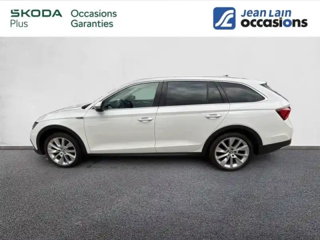 Skoda Octavia combi 2.0 tdi 200 ch dsg7 4x4 — photo 28