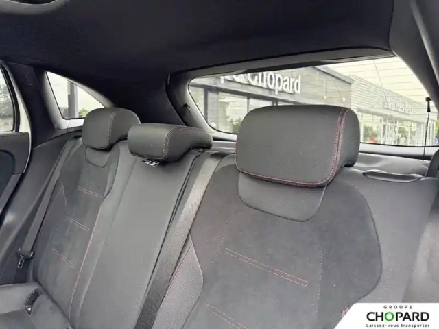 Mercedes Gla 200 d 8g-dct 4matic — photo 19