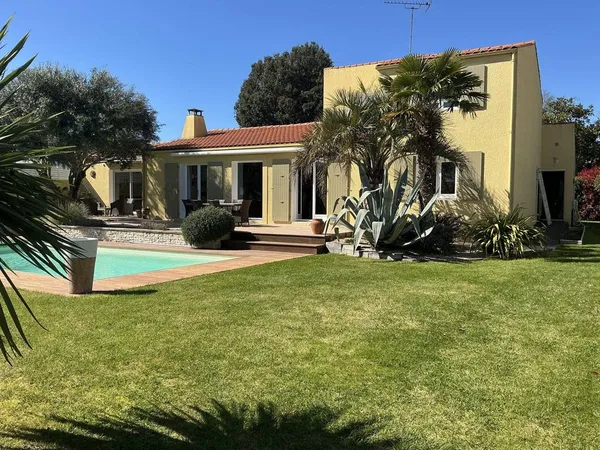 Maison de luxe 5 pièces 171 m²