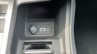 Peugeot 308 1.5 BlueHDi 130ch S&S Allure EAT8 — photo 30