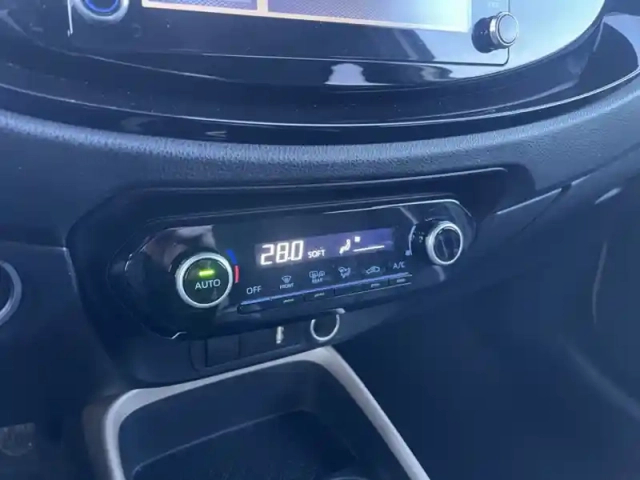 Toyota Aygo 1.0 vvt-i 72 design — photo 20