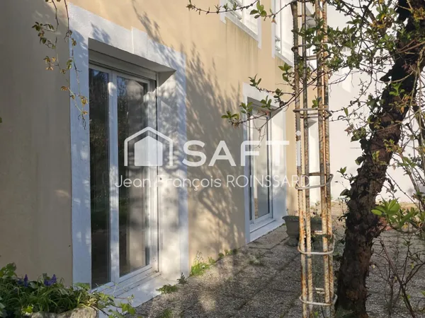 Maison de 118m2/ 5 ch en impasse avec jardin clos