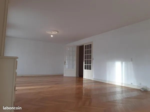 Appartement 5 pièces 136 m²