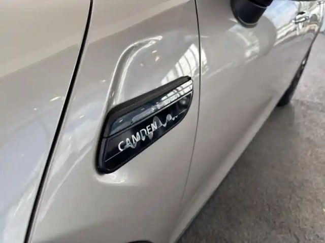 Mini Mini 5 portes cooper 136ch edition camden bva7 — photo 9