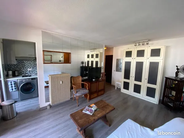 Loue studio meublé