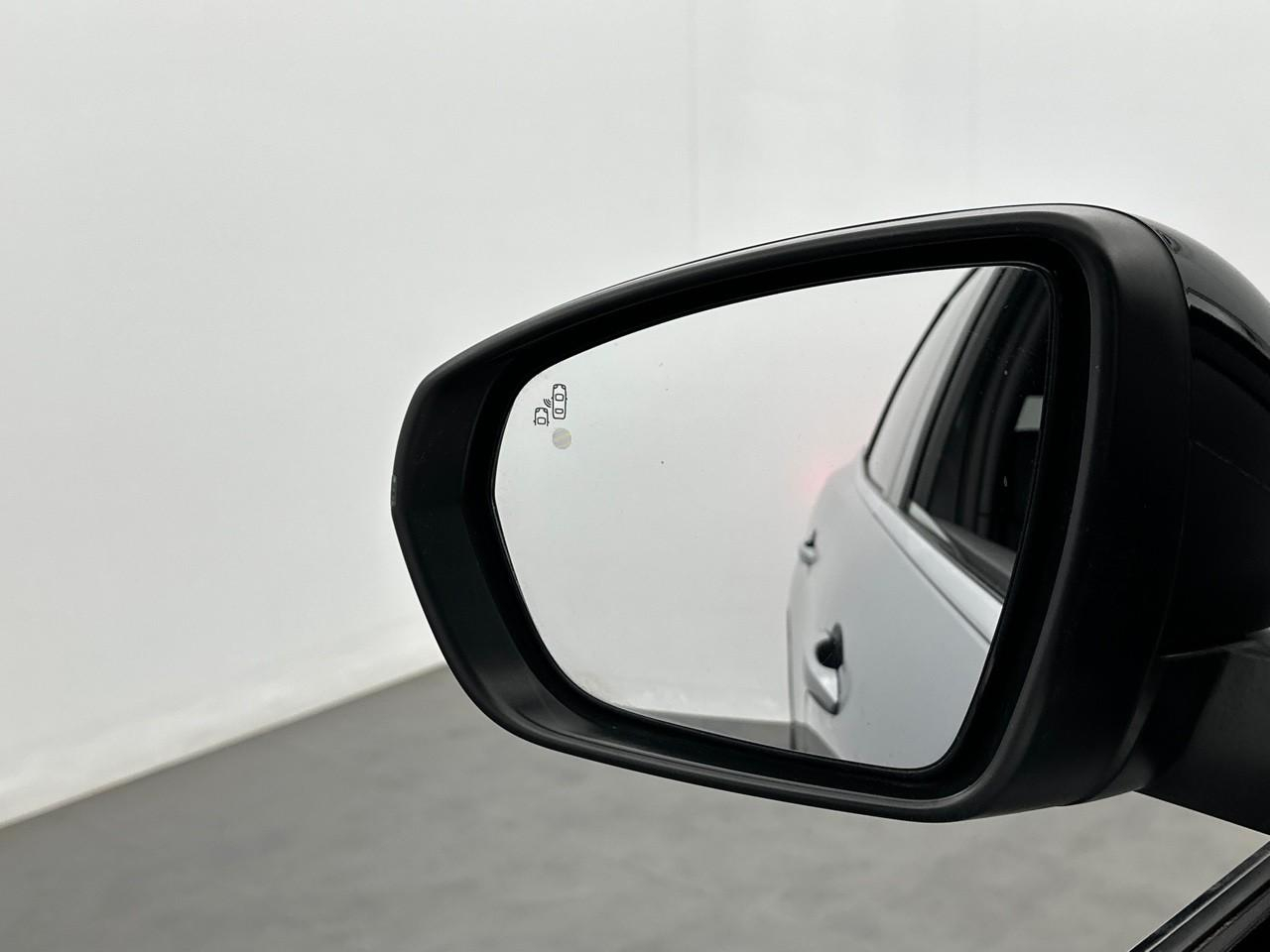 Peugeot 3008 hybrid 225 e-eat8 gt — photo 33