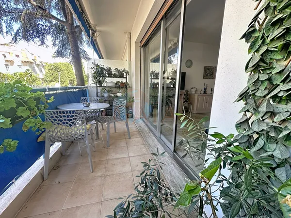 EXCLU CANNES BASSE CALIFORNIE 3P 88 m2 TRAV 2 TERRASSES GARA