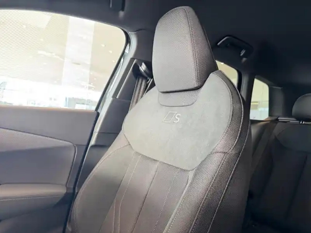 Audi Q3 e-hybrid 272 ch s tronic 6 — photo 39