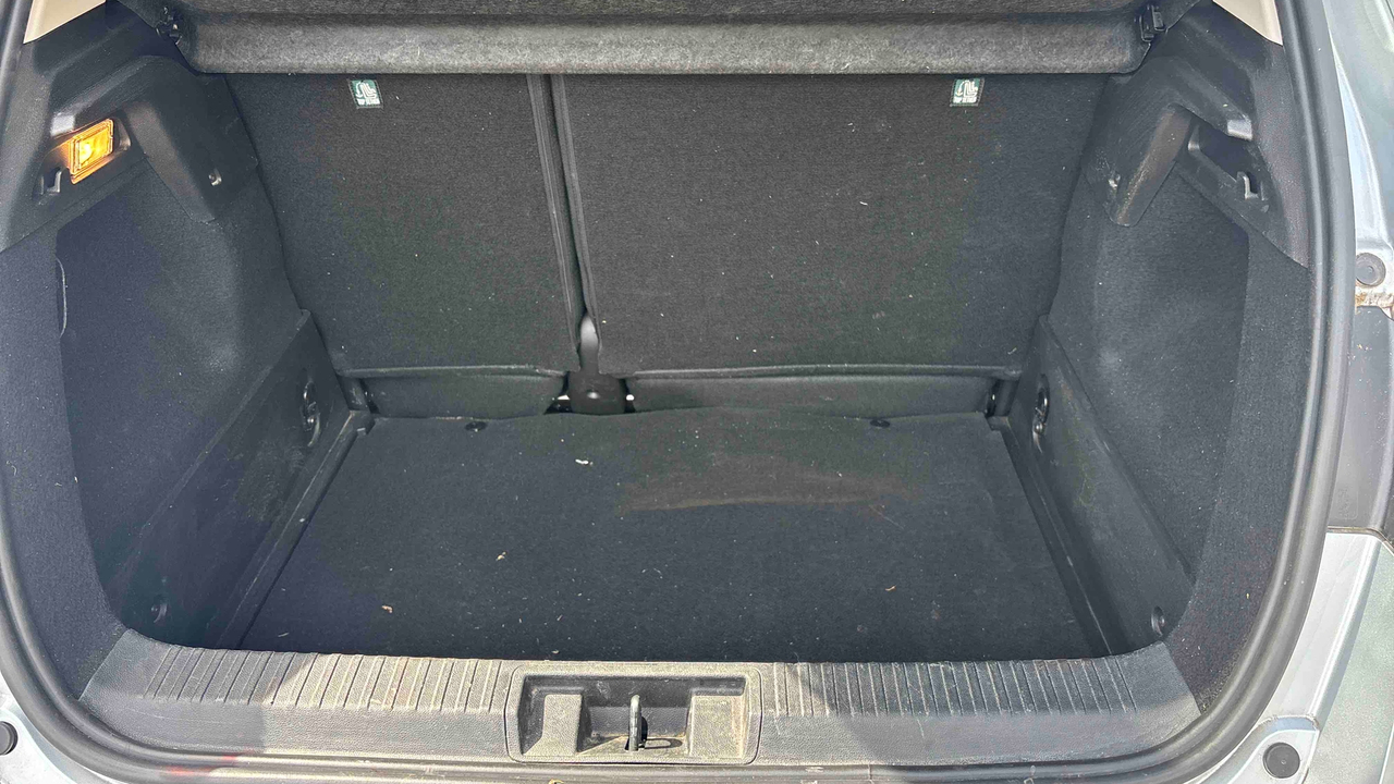 Renault Captur TCe 90 — photo 13