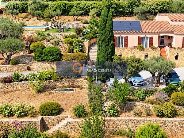 Villa 6 pièces 150 m²