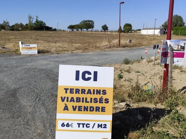 Lotissement communal : 7 terrains viabilisés à vendre 66 TTC/m2