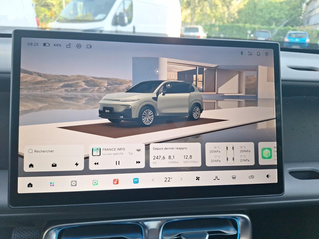 Leapmotor B10 reev 218ch 18,8 kwh design — photo 13