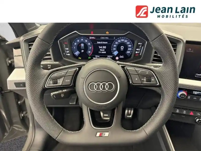 Audi A1 sportback 35 tfsi 150 ch s tronic 7 — photo 12