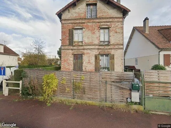 Maison individuelle, de 80 m² sur 496m² terrain A RENOVER