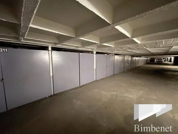 Parking 12 m²