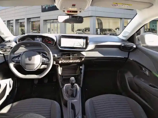 Peugeot 208 puretech 100 s&amp;s bvm6 — photo 8