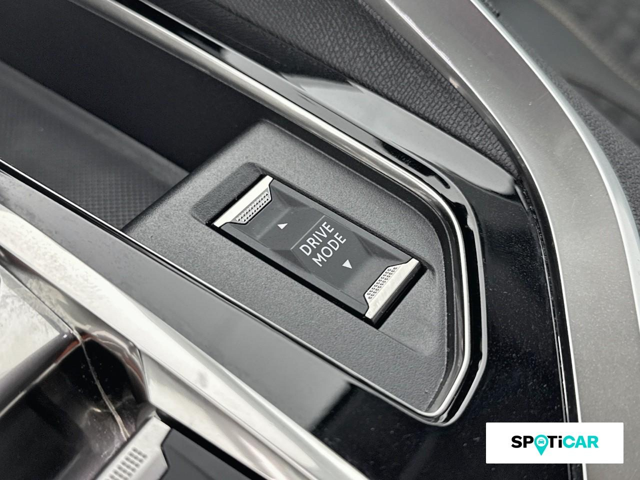 Peugeot 3008 1.2 puretech 130ch s&s roadtrip eat8 — photo 18