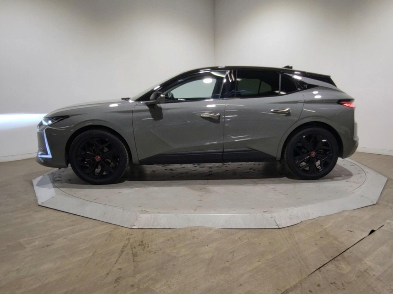 Ds Ds 4 puretech 130 eat8 performance line+ — photo 2
