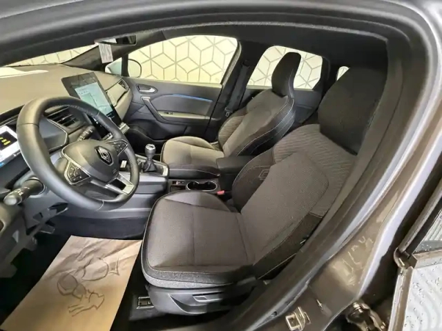 Renault Captur tce 90 ch — photo 9