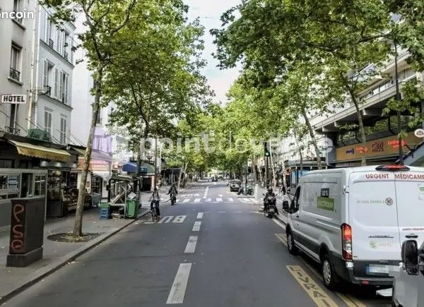 Local commercial 75 m²