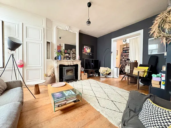 Exclusivité Vieux Lille , Magnifique Maison de 240 m² avec jar