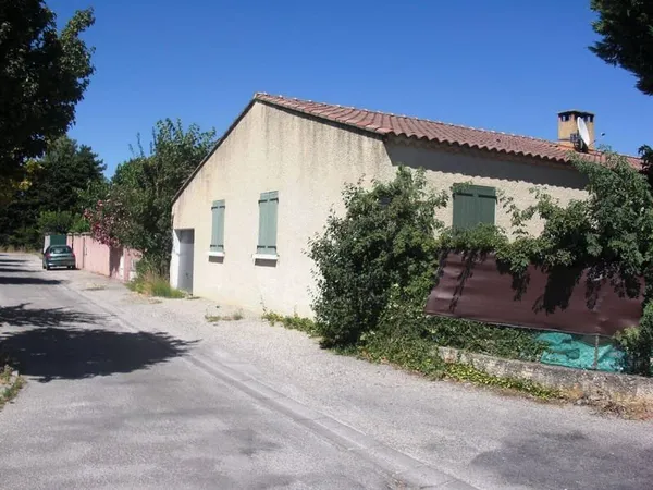 Maison 16 pièces 365 m²