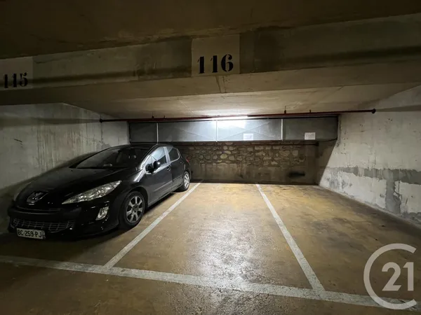 Parking 12 m²